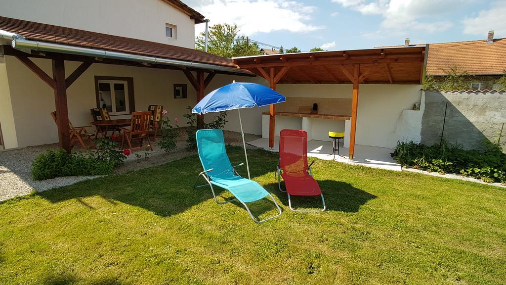 Villa Nora Heviz Exterior foto
