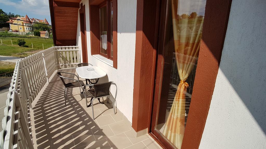 Villa Nora Heviz Exterior foto